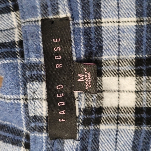 Blue plaid soft flannel tunic length long sleeve button front shirt - Picture 5 of 8